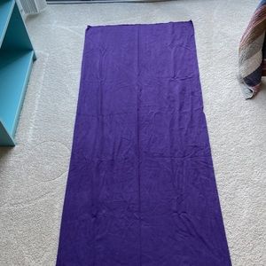 Manduka - eQua - yoga mat towel - purple (magic)